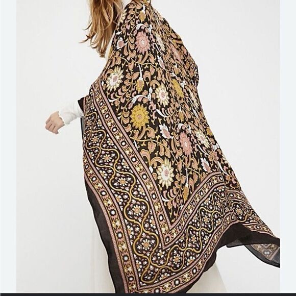 Free People Magic Dance Border Print Kimono Cardigan - Picture 1 of 7